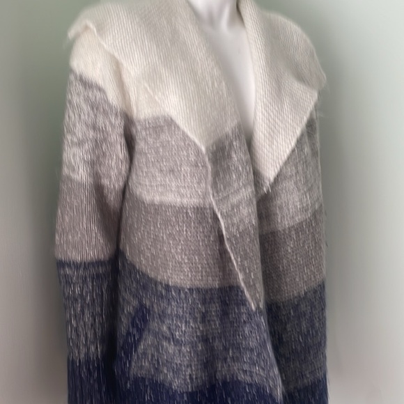 ModCloth chunky stripe cardigan with pockets size small - Picture 2 of 10